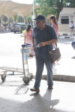Rishi Kapoor snapped at airport in Mumbai on 13th June 2015